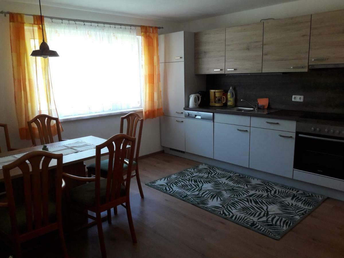 Apartment Sandra Obertraun Exterior photo